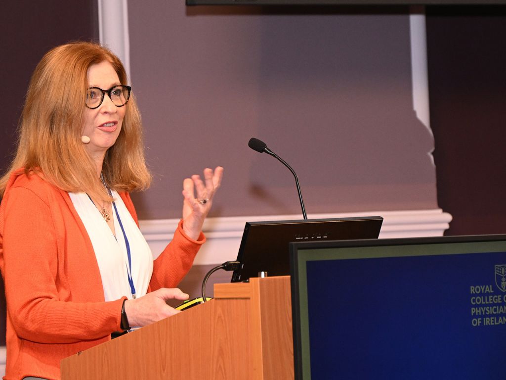 Dr Siobhán Ní Bhriain speaking at St Luke's Symposium 2024